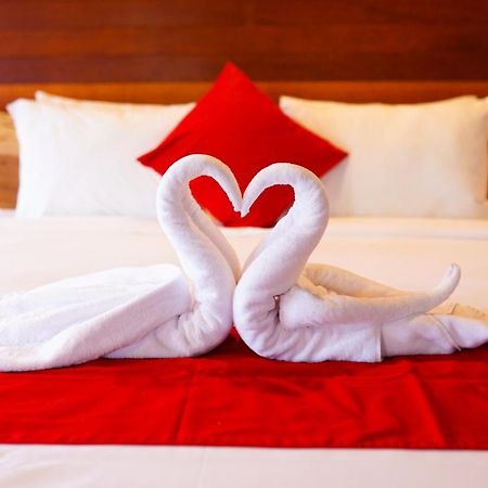 La'Villaris Hotel & Resto Kuta  Экстерьер фото